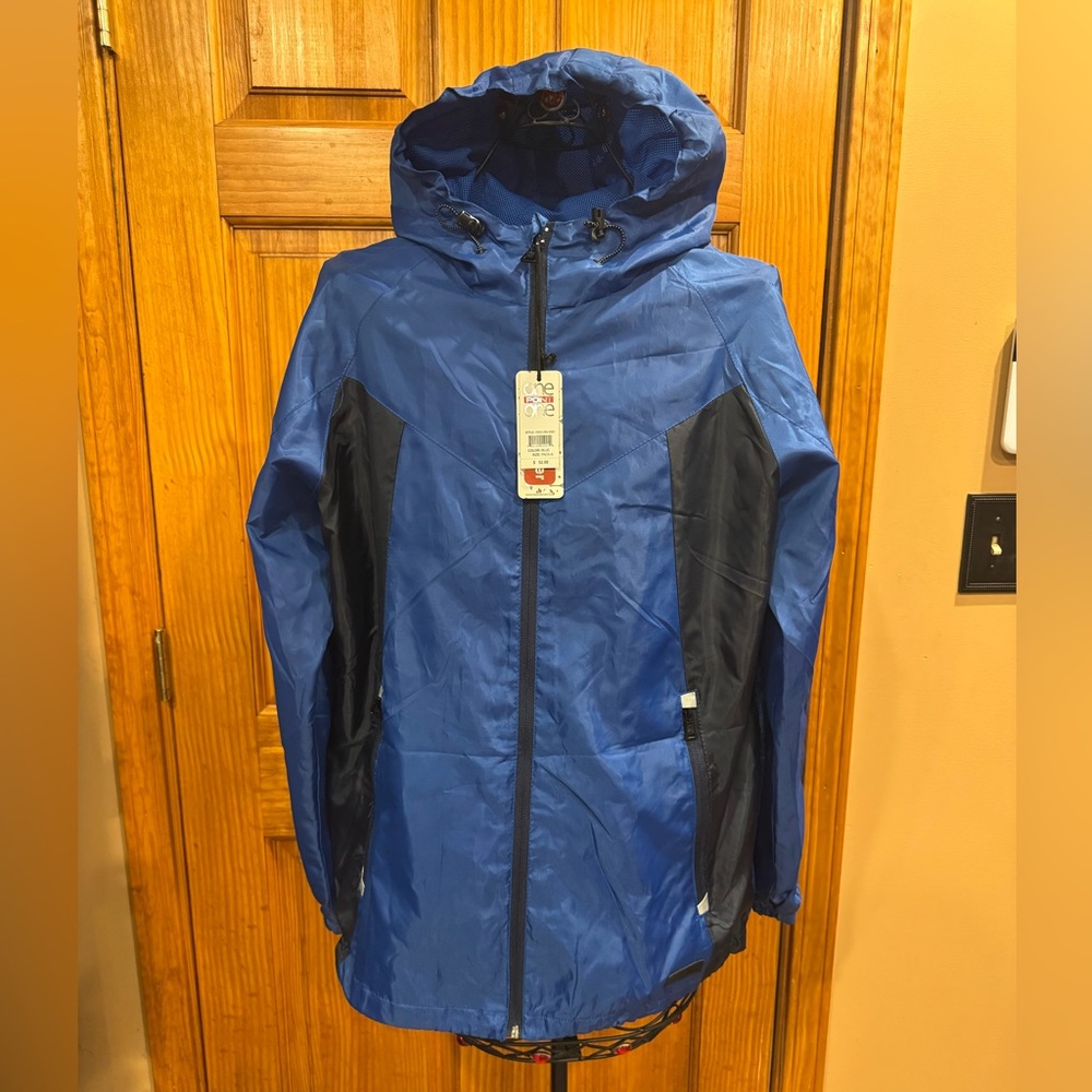 NWT One Point One Men's Royal Blue & Black Hooded Full Zip Windbreaker, Medium